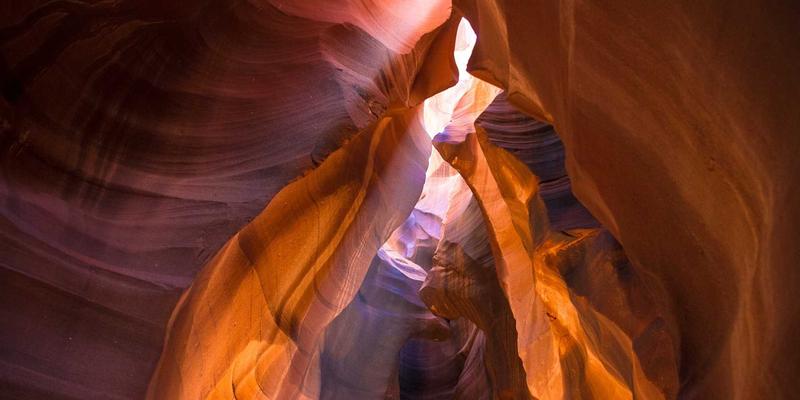 端侧AI芯片架构大革新：揭秘移动设备智能化的青岛科技力量