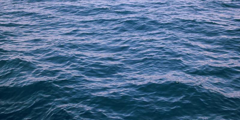 青岛科技新浪潮：前沿技术新闻与热门电子产品深度评测